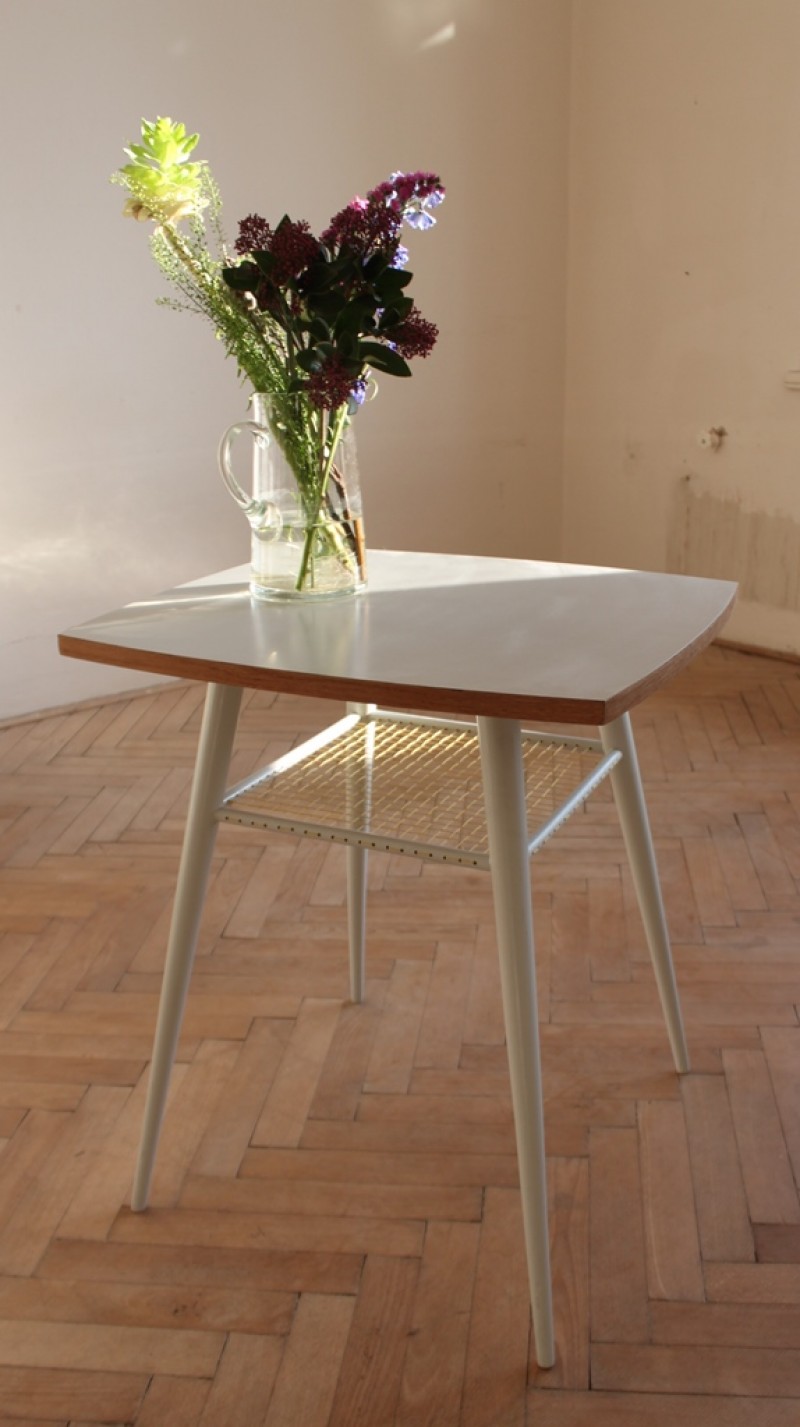 grey formica table